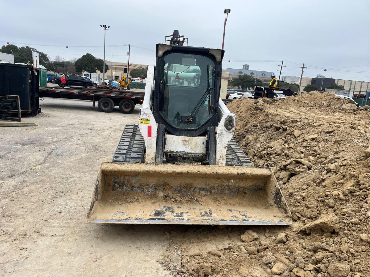 2020 Bobcat T740