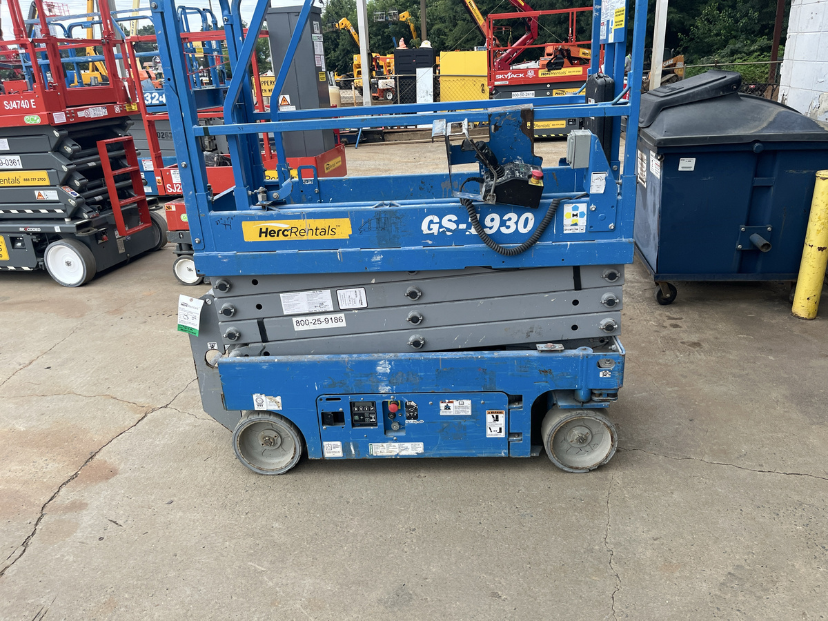 2019 Genie GS-1930