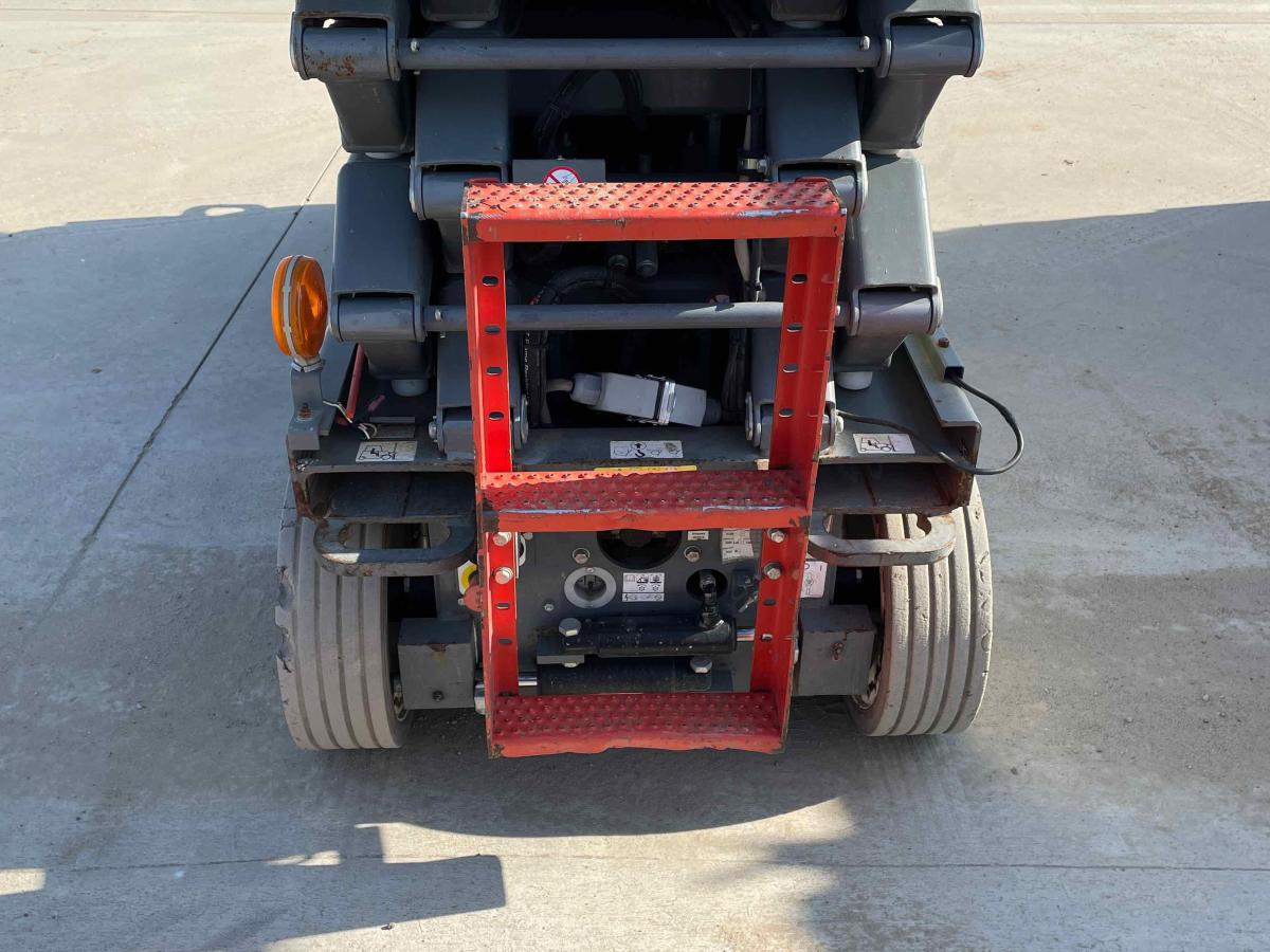 2016 Skyjack SJ3226