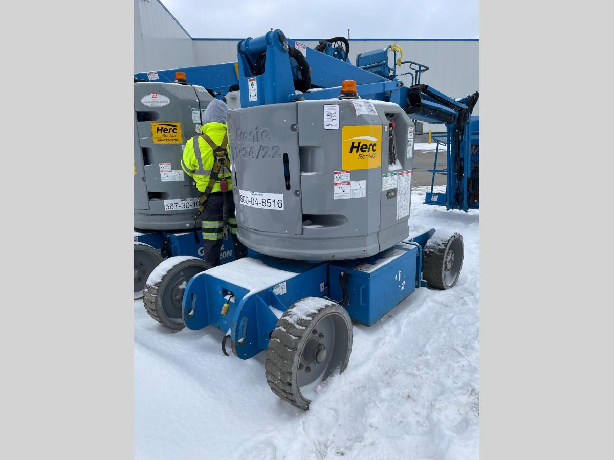 2015 Genie Z-34/22 N