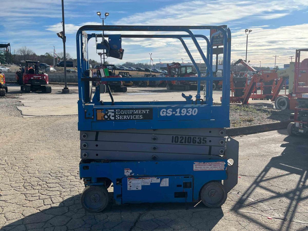 2017 Genie GS-1930