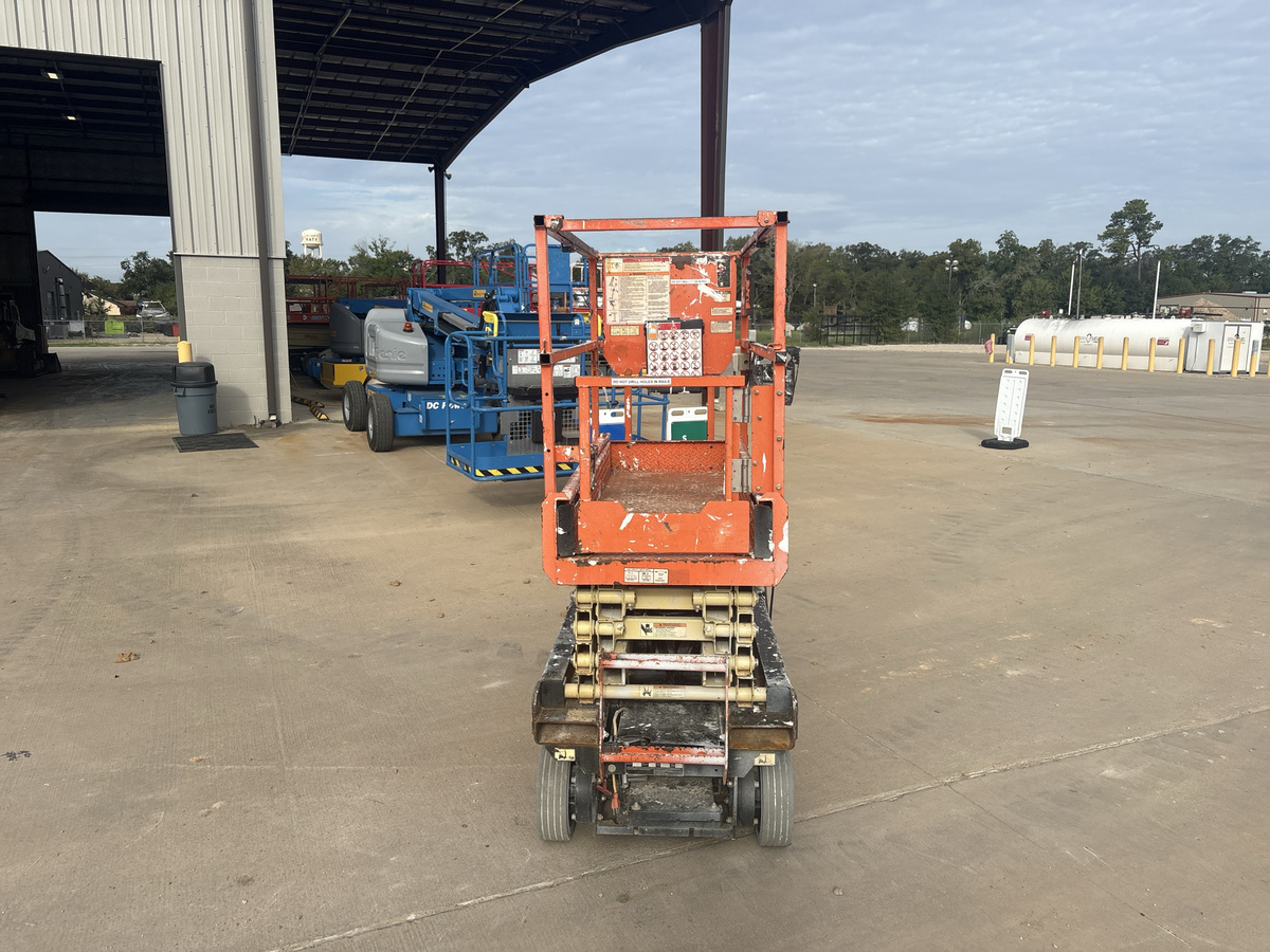 2019 JLG 1932R-6