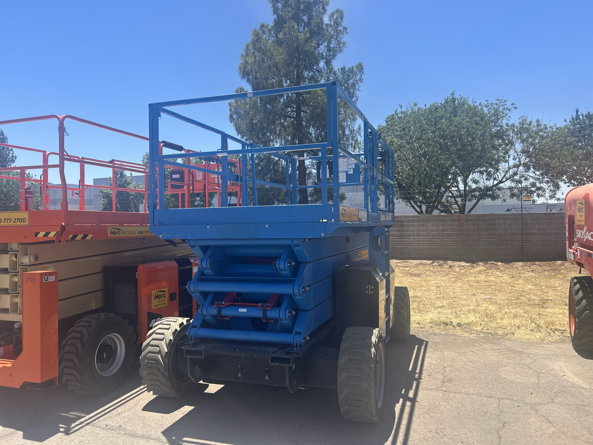 2019 Genie GS-4390 RT-3