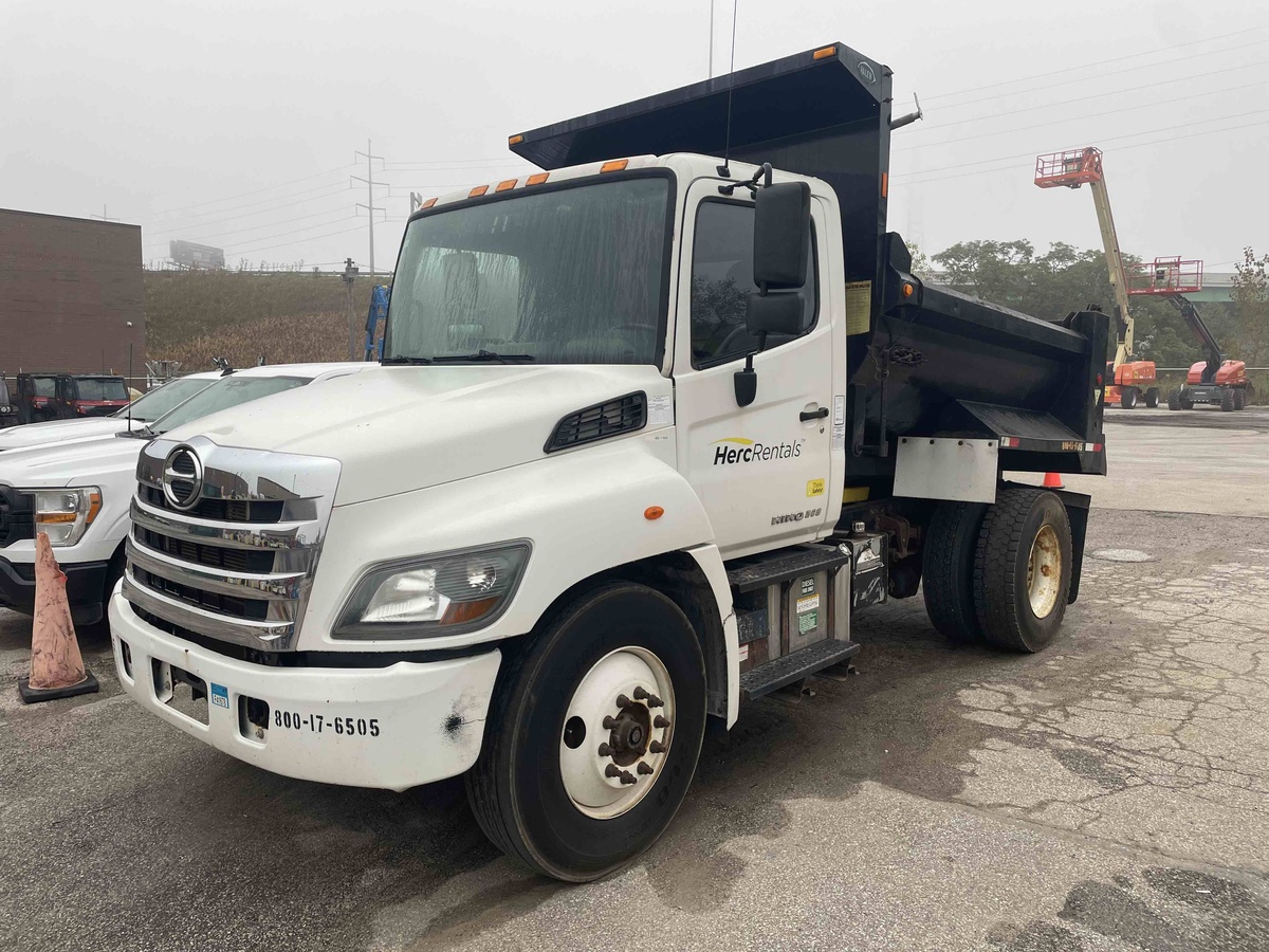 2018 Hino 268-4