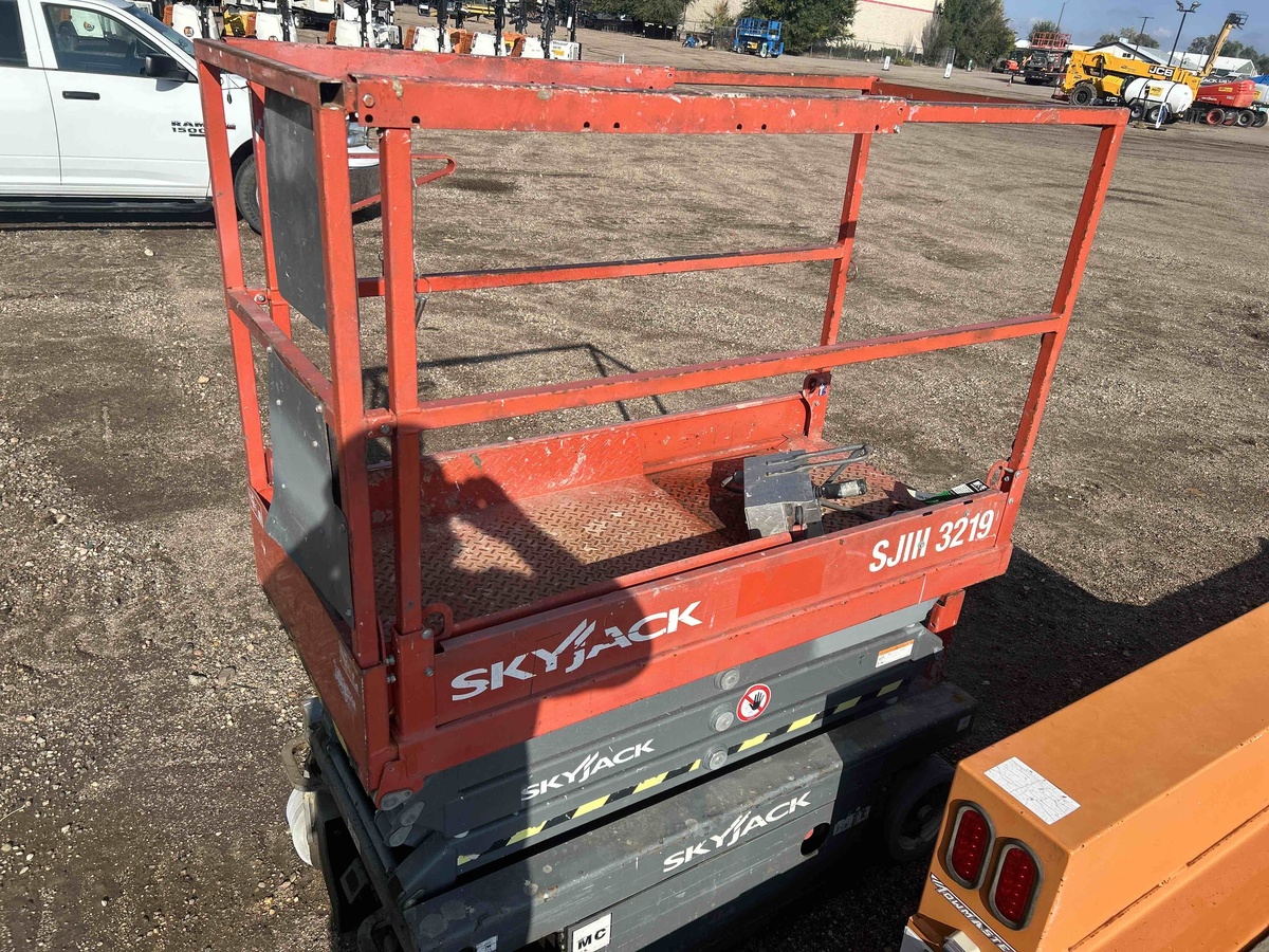 2016 Skyjack SJ3219-4