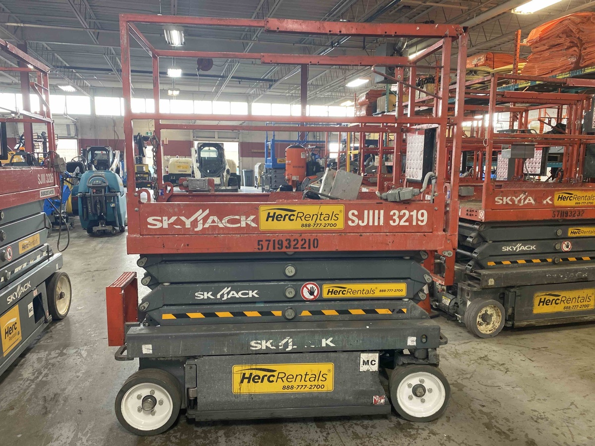 2017 Skyjack SJ3219-2