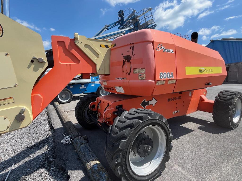 2015 JLG 800A