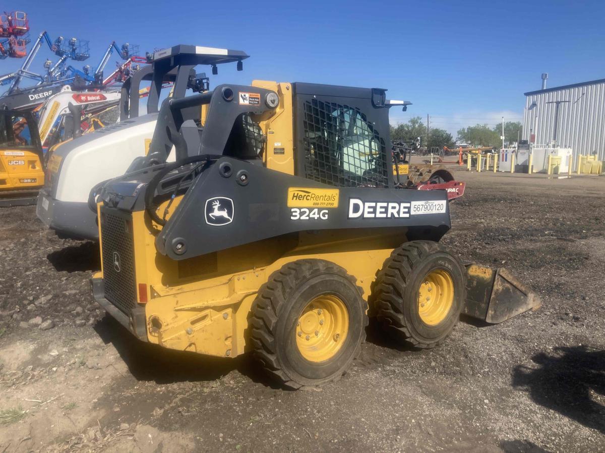 2018 John Deere 324G