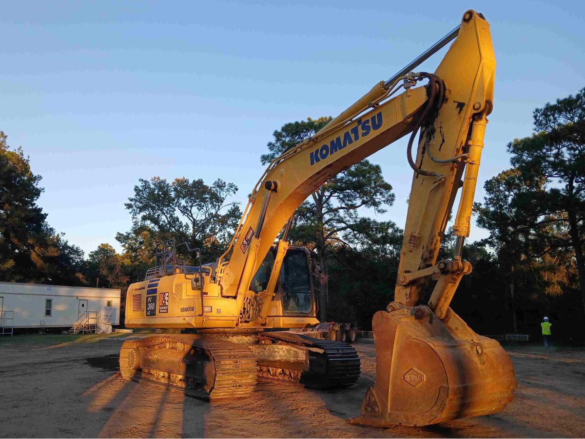 2019 Komatsu PC360 LC-11