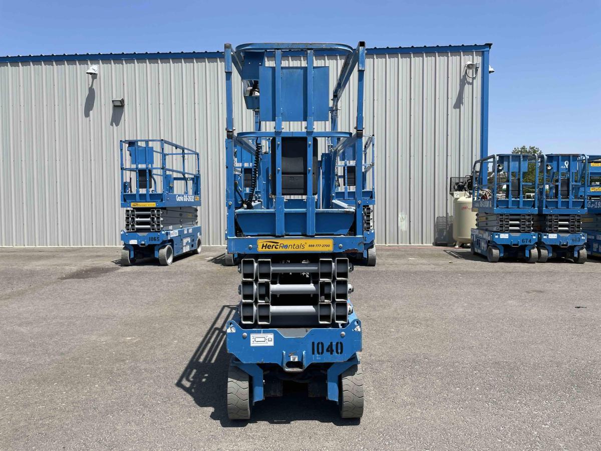 2017 Genie GS-2632