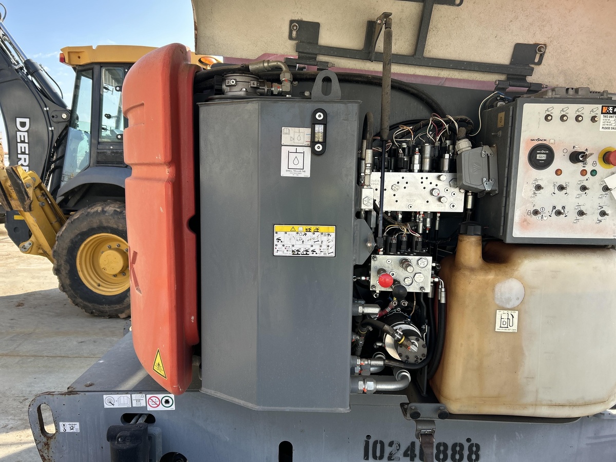 2018 Skyjack SJ46 AJ-12