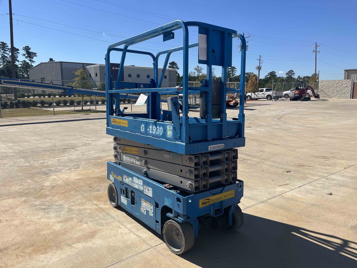 2018 Genie GS-1930-4