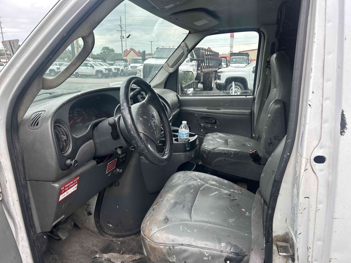 2006 Ford E350 Superduty-7
