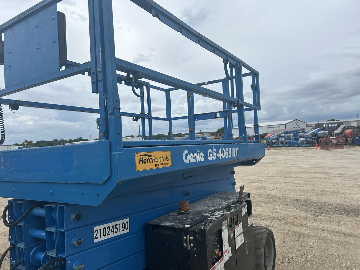 2018 Genie GS-4069 RT-15