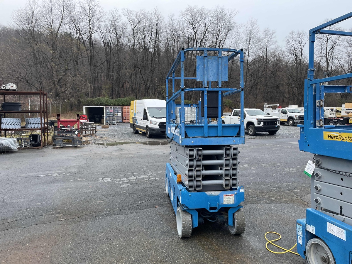 2016 Genie GS-3232-2