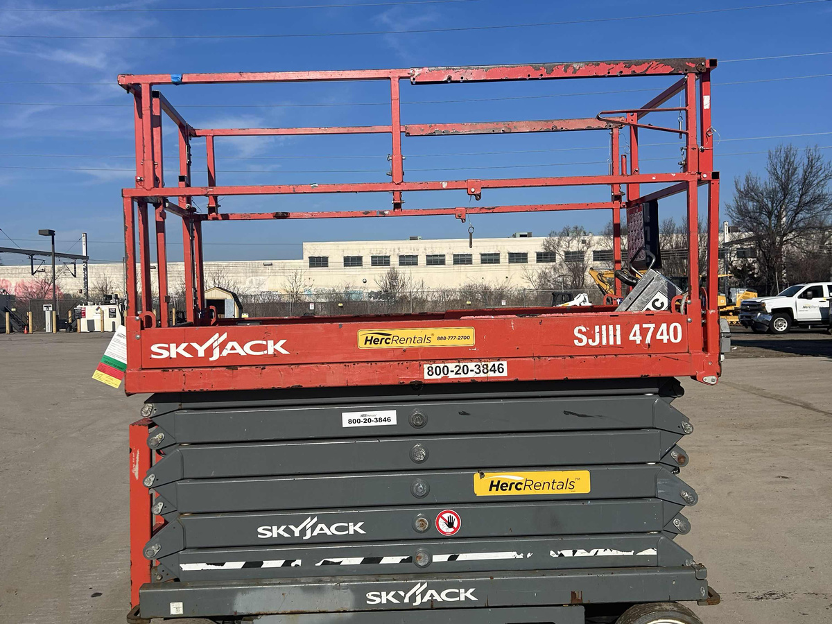 2018 Skyjack SJ4740