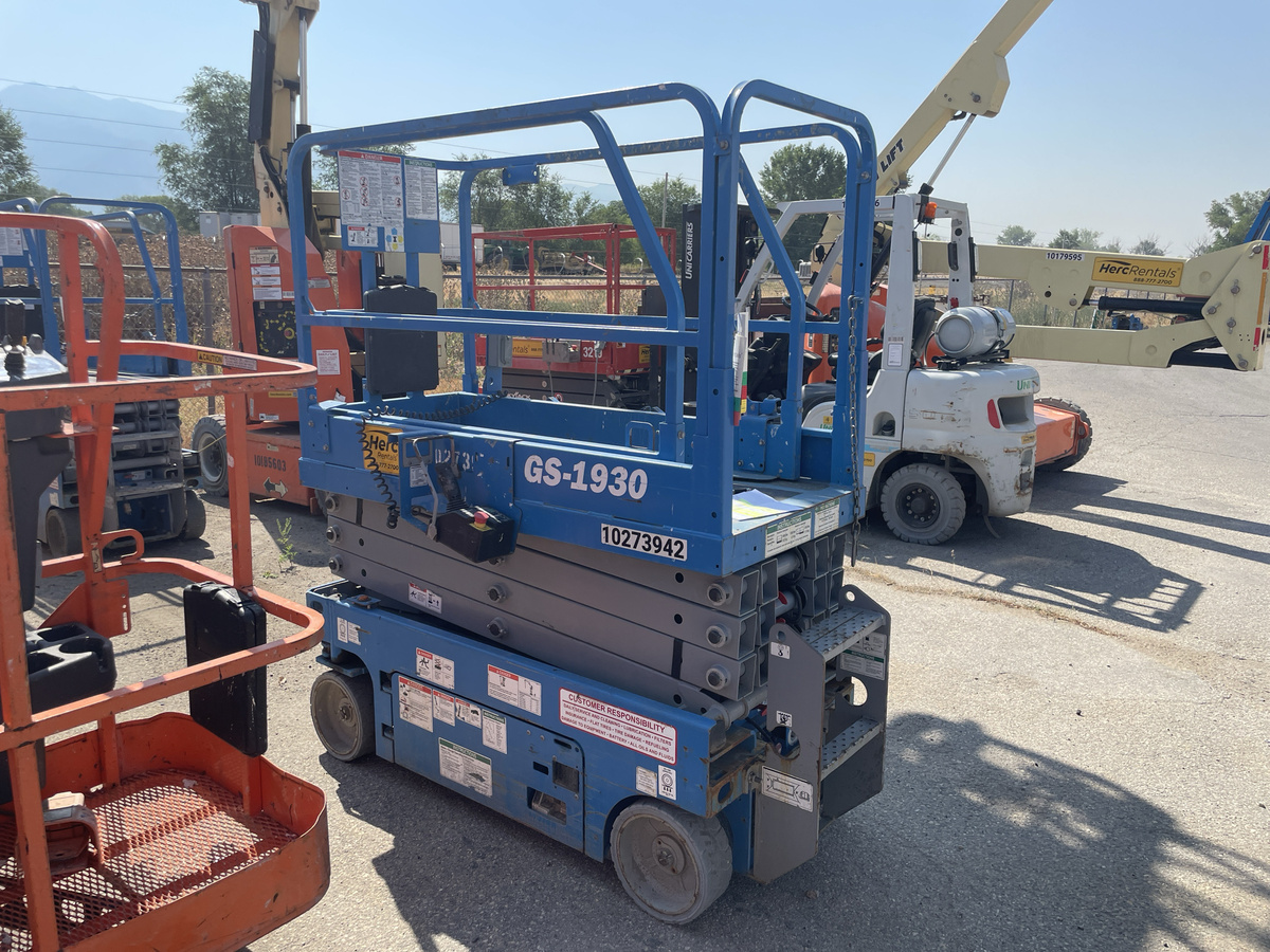 2019 Genie GS-1930