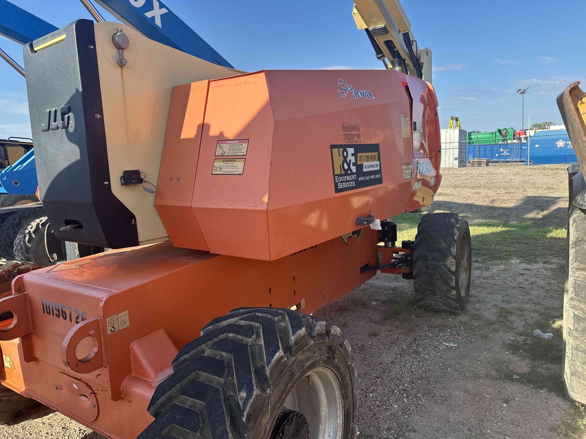 2016 JLG 800AJ-5