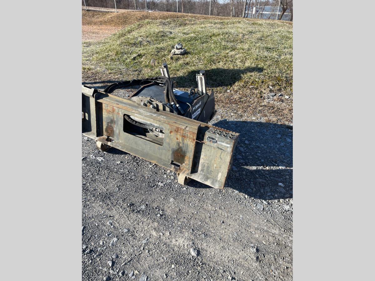 2018 Bobcat M7017