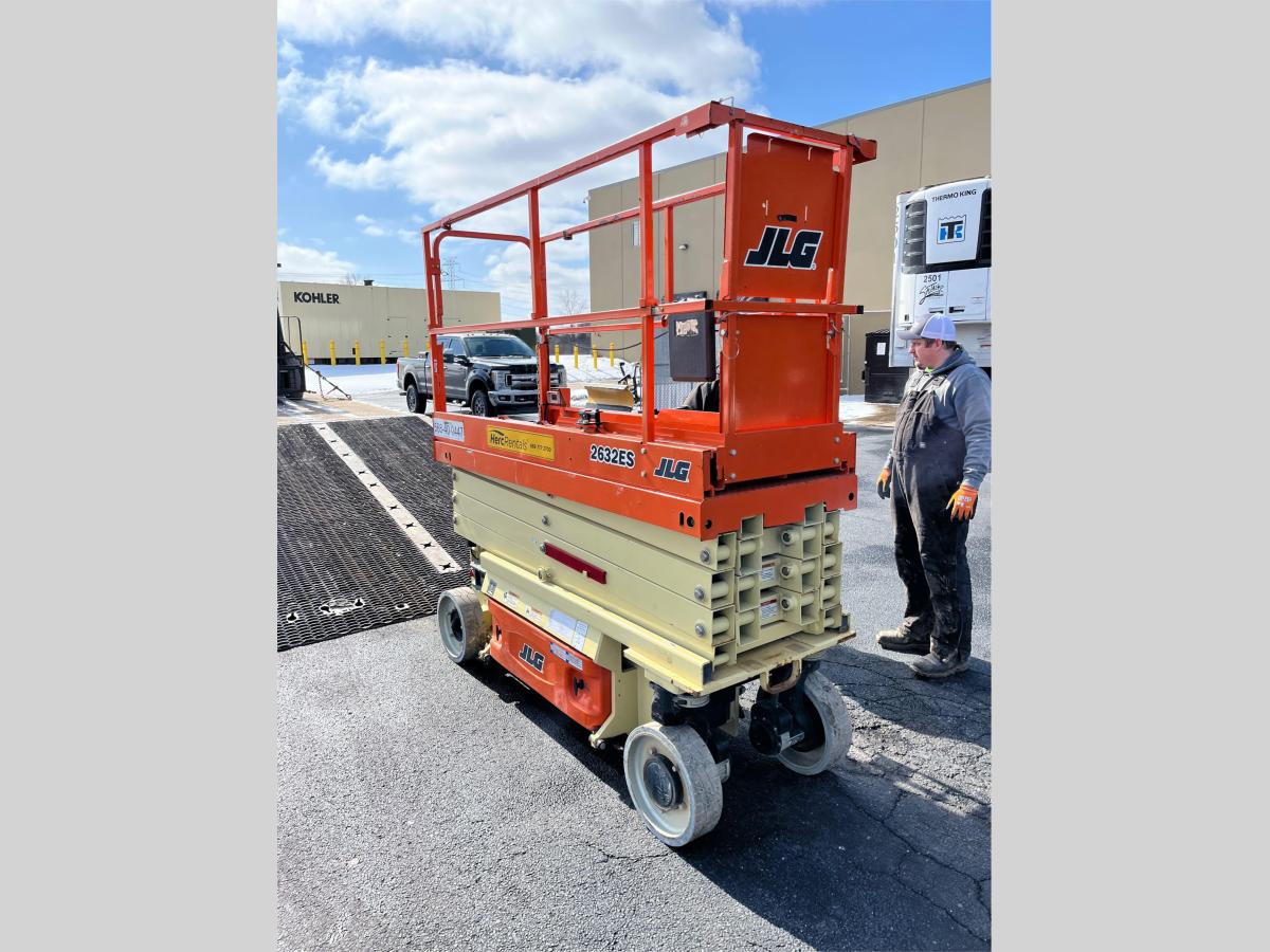 2018 JLG 2632ES