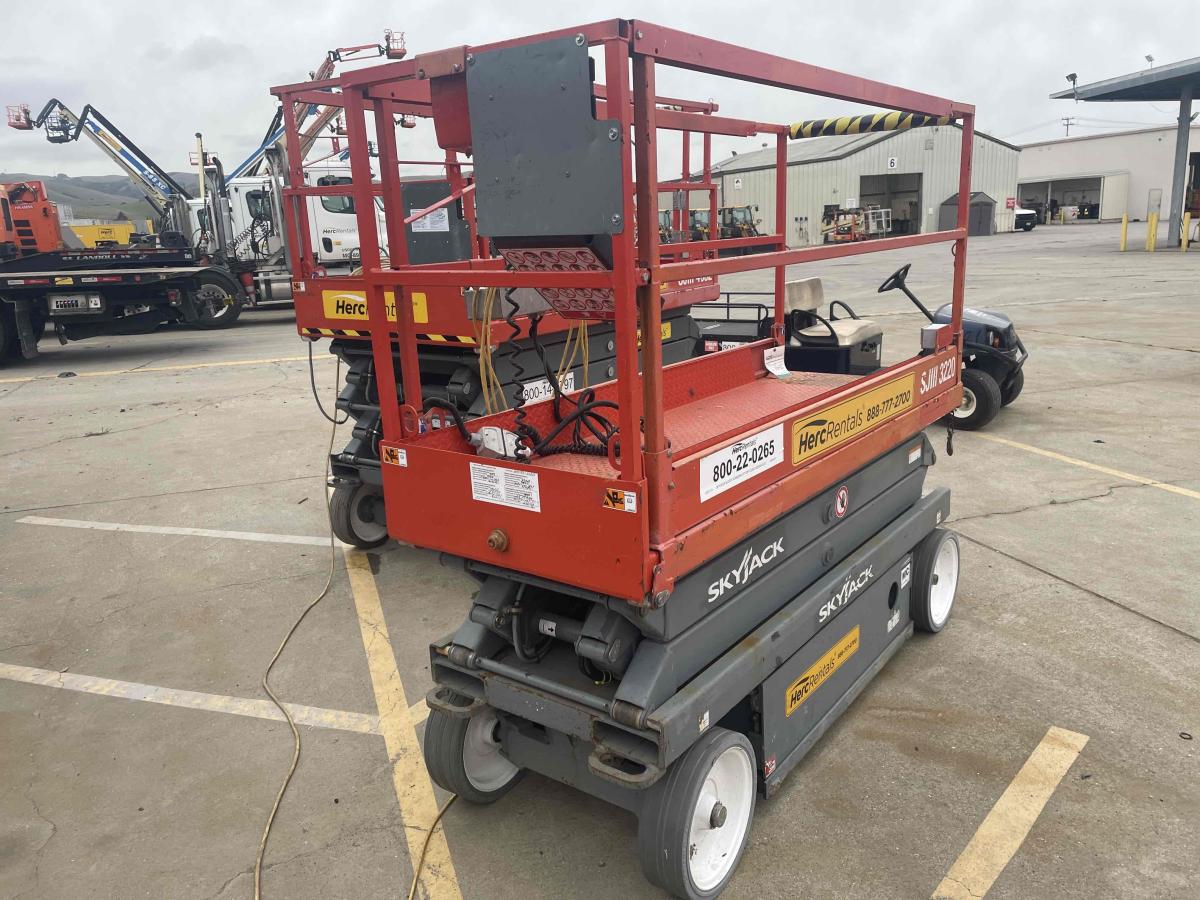 2018 Skyjack SJ-3220