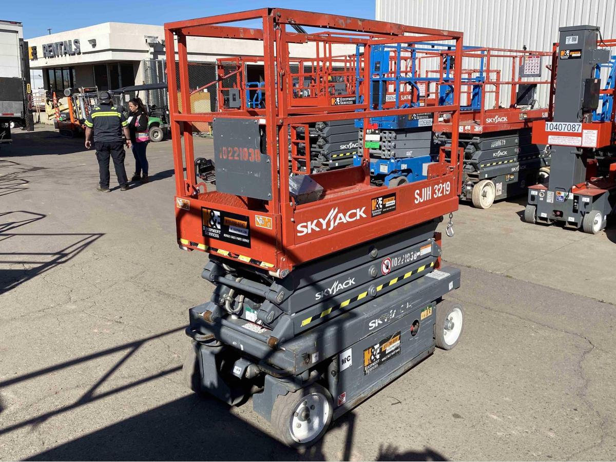 2017 Skyjack SJ3219