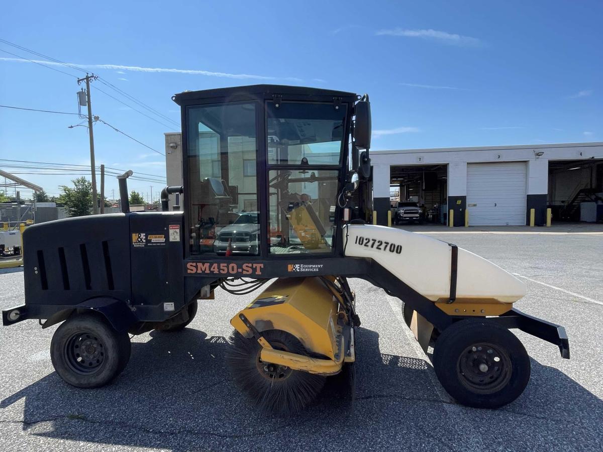 2019 LayMor SweepMaster 450-ST-1
