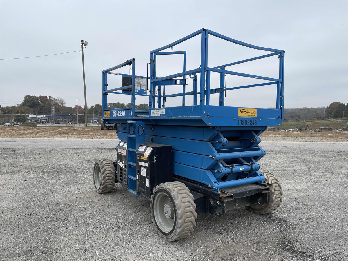 2016 Genie GS-4390 RT-2