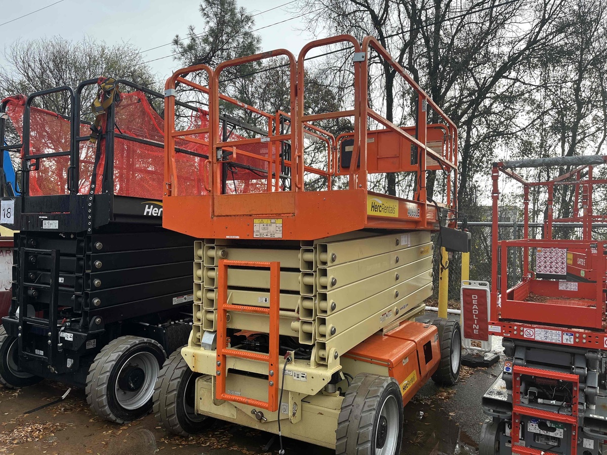 2020 JLG 4069LE