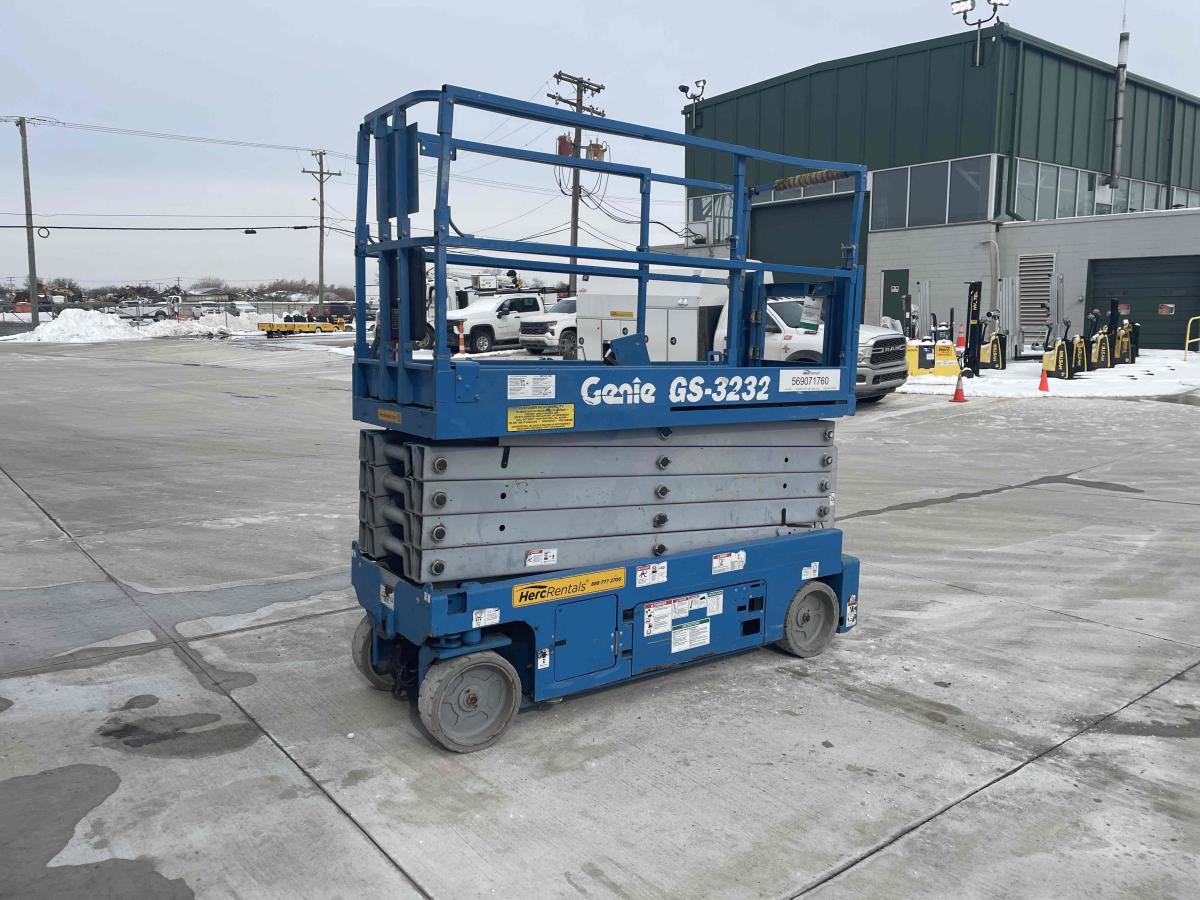 2016 Genie GS-3232
