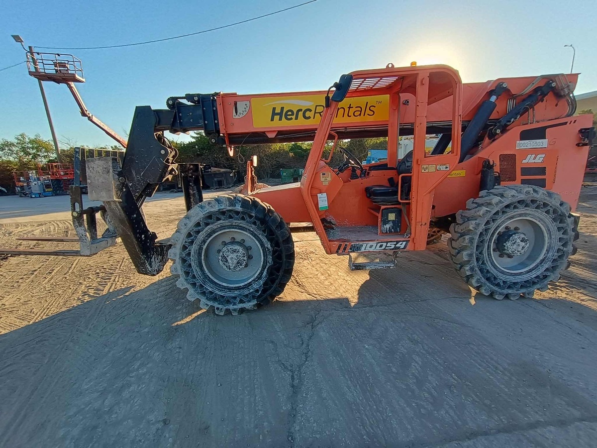 2018 SkyTrak 10054-2