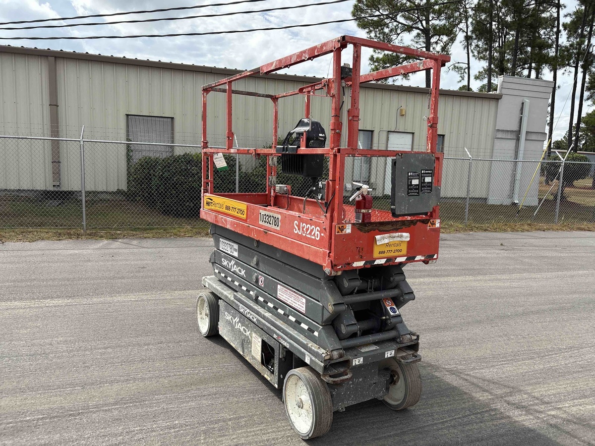 2021 Skyjack SJ3226-4