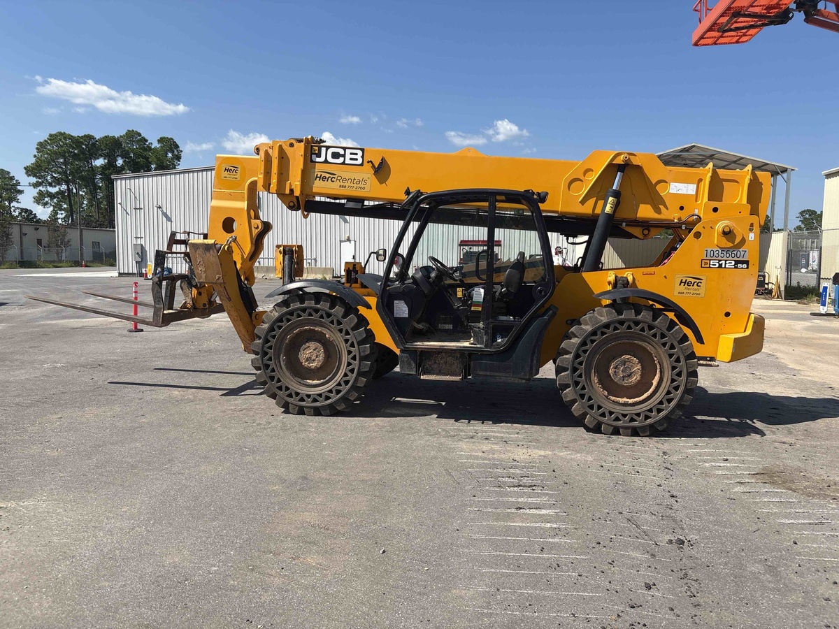 2022 JCB 512-56