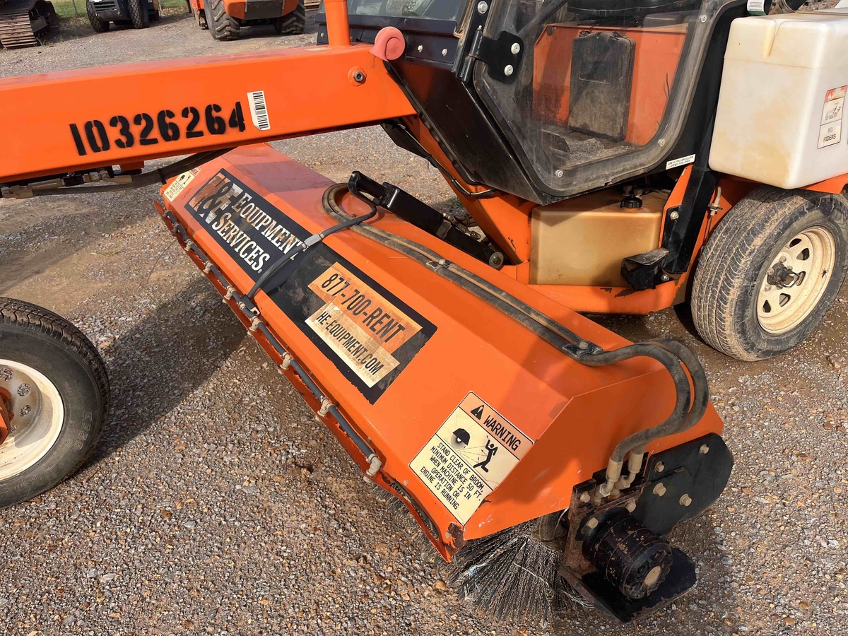 2021 LayMor SM300-9