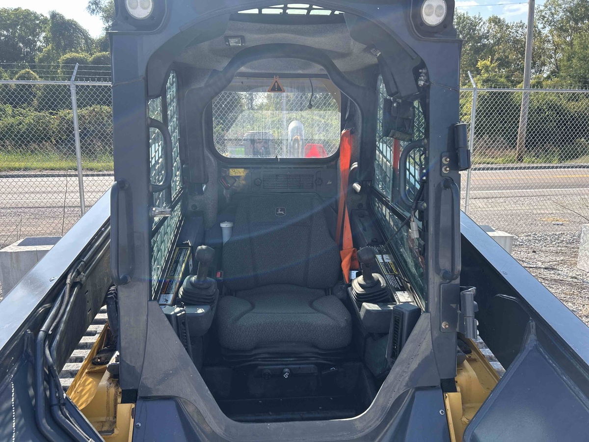 2021 John Deere 333G-6