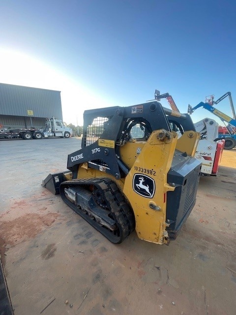 2021 John Deere 317G-3