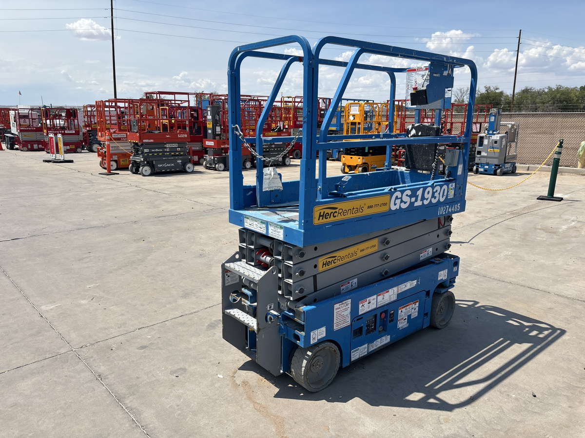 2019 Genie GS-1930