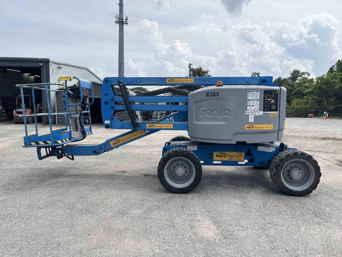 2016 Genie Z-45/25 RT