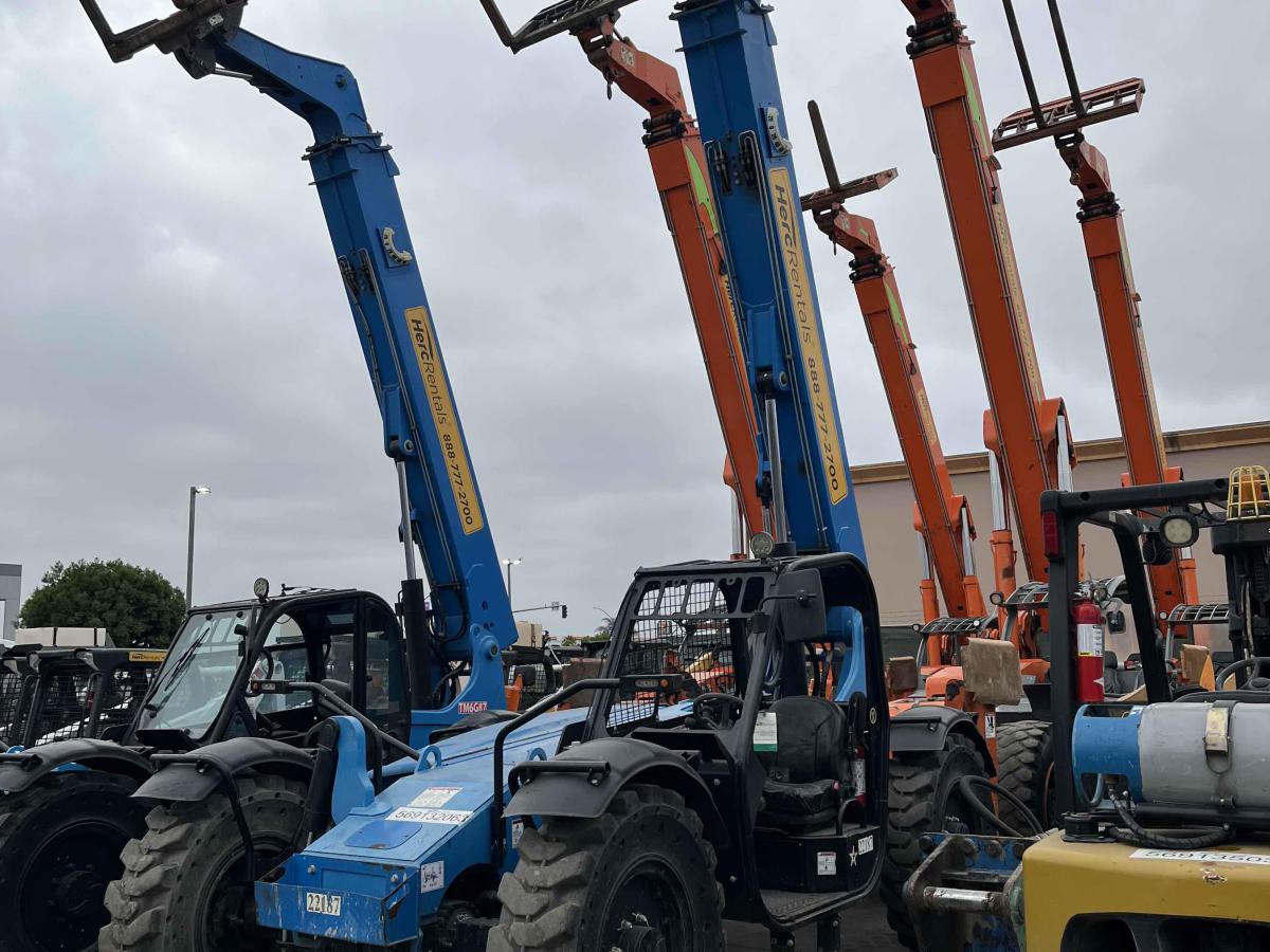 2017 Genie GTH-636