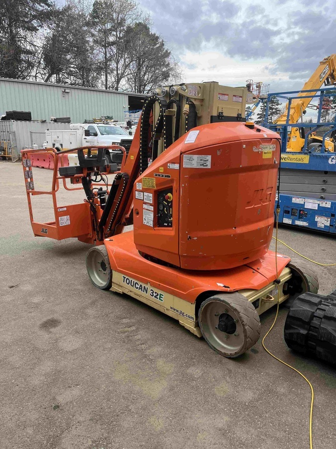 2018 JLG Toucan 32E-3