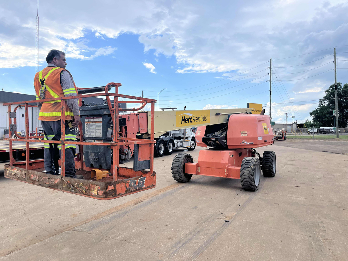 2018 JLG 600S-3