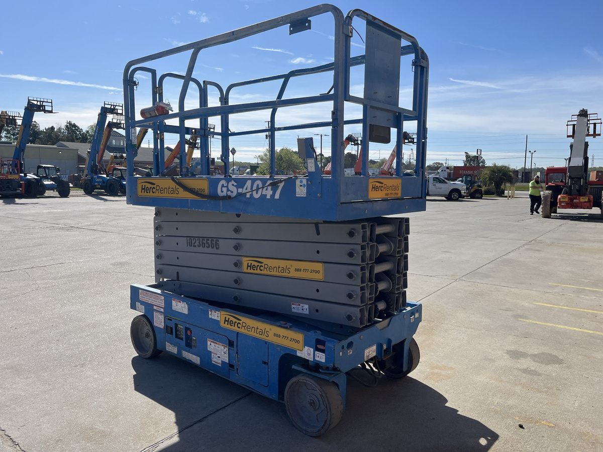2019 Genie GS-4047-4
