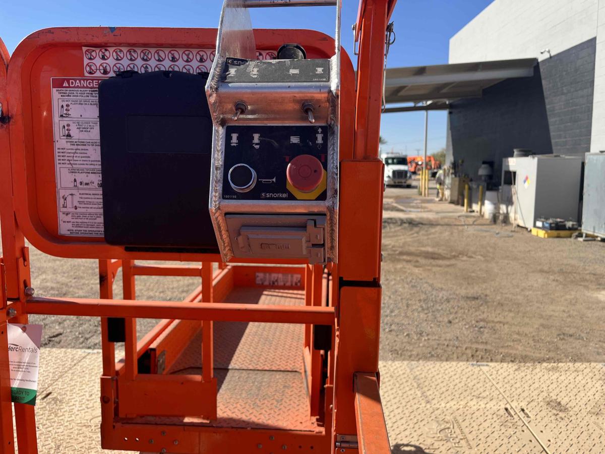 2022 Snorkel S3219E