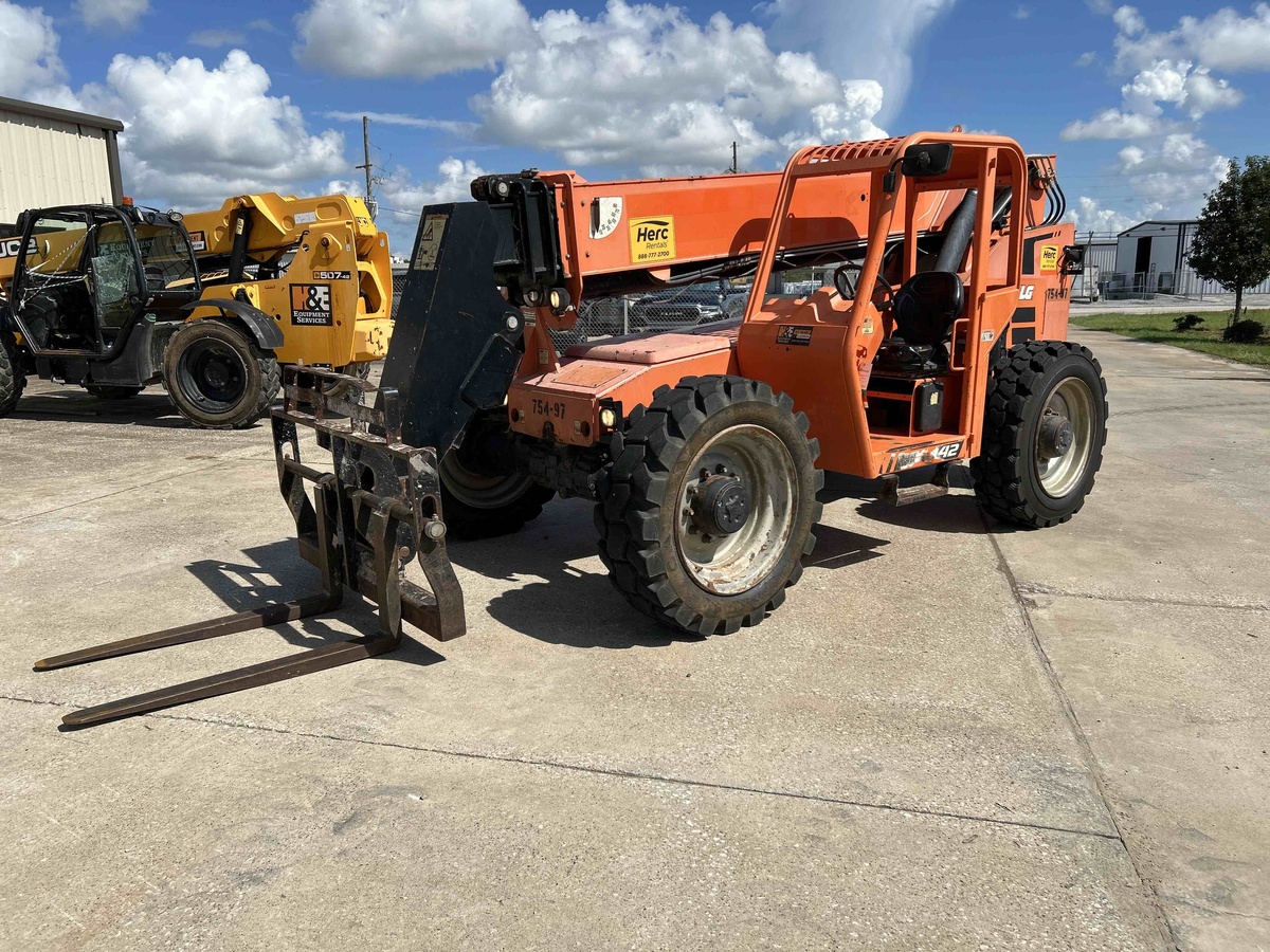 2018 SkyTrak 8042-1