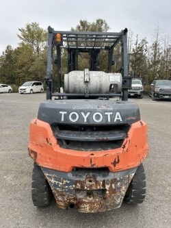 2017 Toyota 8FG35U-6