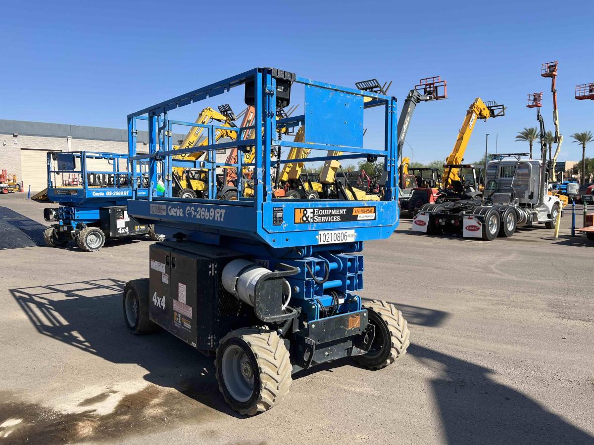 2017 Genie GS-2669 RT