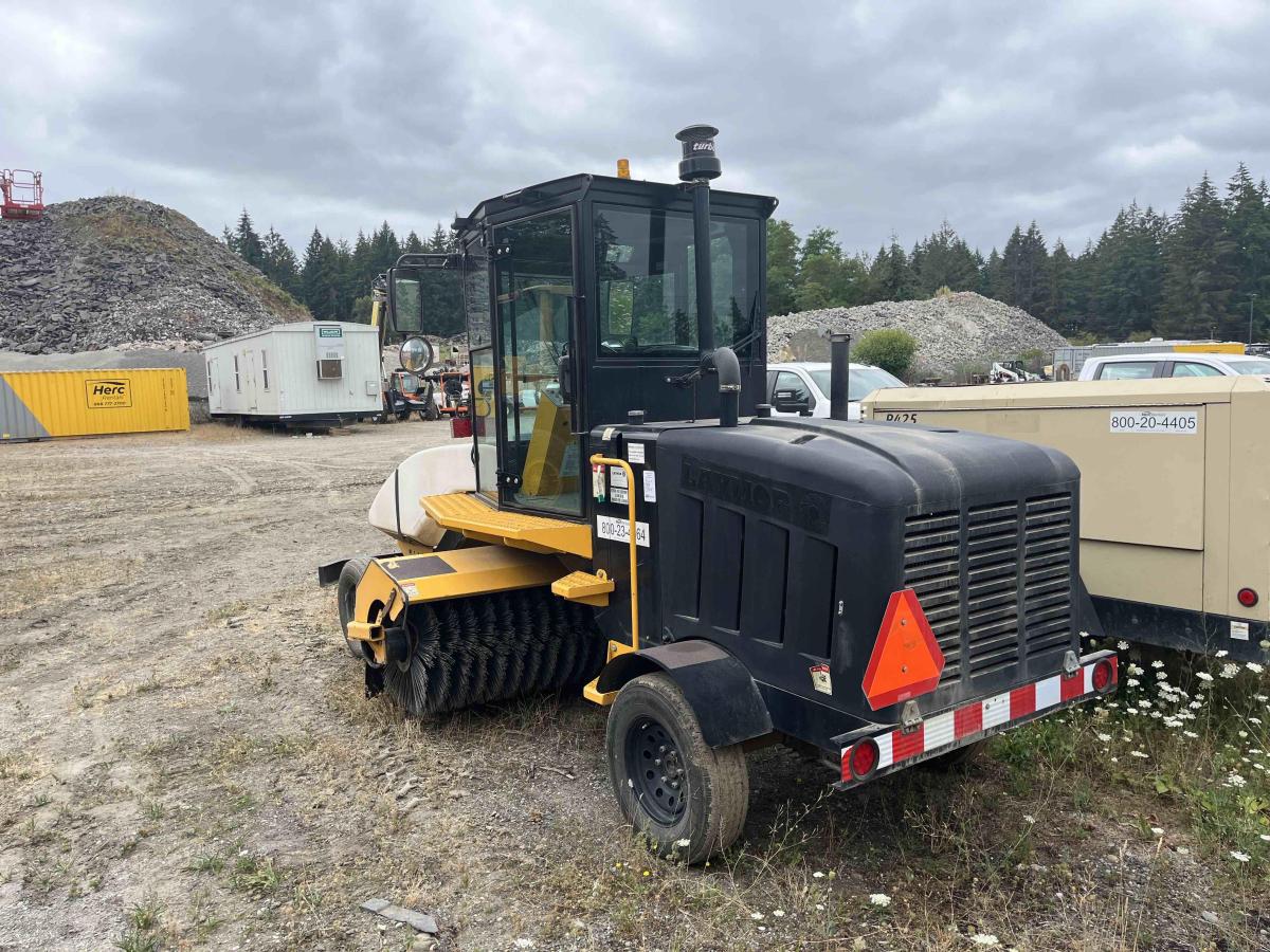 2018 LayMor SweepMaster 450-ST-3
