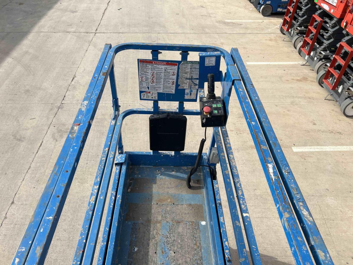 2017 Genie GS-3232-5