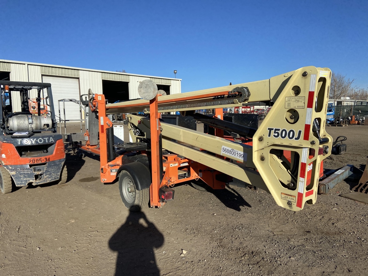 2020 JLG T500J