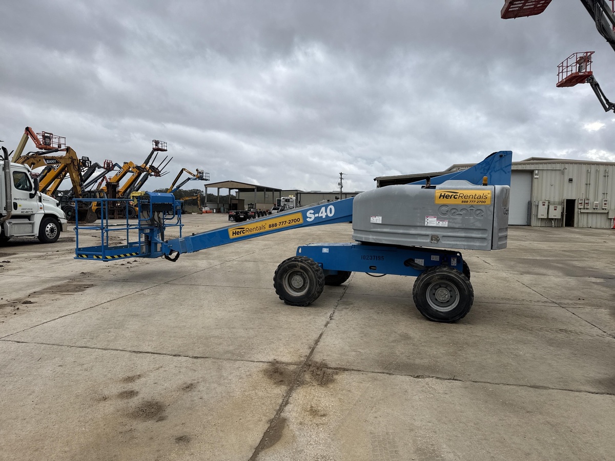 2018 Genie S-40-4